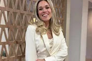 Ex-Miss België Virginie Claes en een diep decolleté... een winnende combinatie! (foto's)