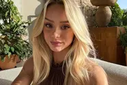 Alsof het nog niet heet genoeg is: Amy Sonck schittert in bikini én doorschijnende jurk! (foto's)
