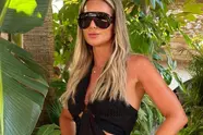 Vlaamse 'Mrs Worldwide' Deborah is nu ook de ster van Marbella, in een redelijk gewaagde outfit (foto's)
