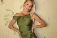 Je lief 'drijfnat' krijgen nog vóór de échte bedpret: blonde bom Jenna legt in detail uit hoe je dat doet!