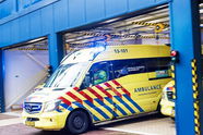 Dode bij steekpartij in Venlo, verdachte in zwaargewonde toestand afgevoerd