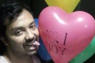 Man heeft liefdesrelatie met ballonnen en onthult bizarre details: ‘ Ik ben verliefd’