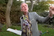 Wilfred Genee zegt hele vreemde dingen over Martien Meiland