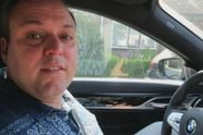 Frans Bauer ramt peperdure Porsche en gooit beelden online: 'Neee toch jongens!'