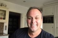 Frans Bauer verklapt het huidige getal op zijn weegschaal: 'Zit er nu vlakbij'