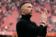 Ajax-trainer Francesco Farioli hakt knoop door en neemt bizar besluit
