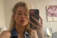 Lottie, het jongere zusje van supermodel Kate Moss, gaat naakt op Instagram