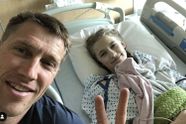 Axel Merckx vanop ziekbed van zijn dochter: "Heel zwaar om dragen"