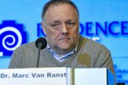 Marc Van Ranst: “Betere tijden zullen pas komen na wat ik vanaf nu ‘de Bevrijding’ ga noemen”
