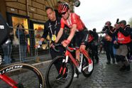 Zeer slecht nieuws over Tom Dumoulin na val in Giro