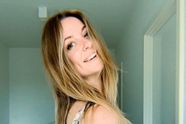 "Wat een bom!": Elke Clijsters overladen met complimenten nadat ze poseert in sexy bodysuit
