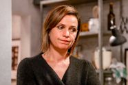 Na talrijke geruchten over overstap naar 'Thuis': 'Familie'-actrice Caroline Maes maakt groot nieuws bekend