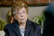 Annie Geeraerts (97) meldt slecht nieuws over haar gezondheid: "En ik ben er te oud voor"