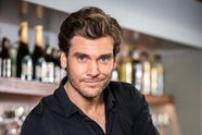 Na verlies van tweeling: 'First Dates'-barman Bram kiest voor drastische carrièreswitch
