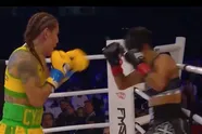 Vechtbeest! Cris Cyborg wint boksdebuut (video)