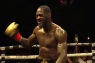 Wat een comeback! Deontay Wilder sloopt Herndon in 7 rondes - terug als vanouds