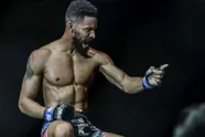 MMA-vechter Pieter Buist keihard terug na bizar ongeluk met zaag - 421 dagen ellende!