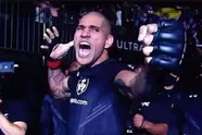 “Dit gebeurt zelden” – Alex Pereira kan eerste UFC-vechter met drie titels worden