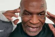 Mike Tyson loopt blessure op: Mayweather-gevecht op losse schroeven