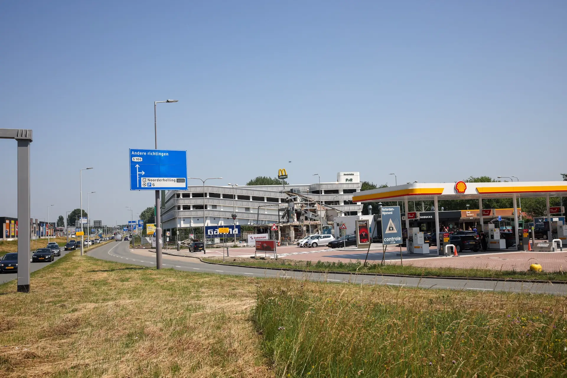 McDonald’s Stadionweg Rotterdam tijdelijk dicht: restaurant wordt afgebroken