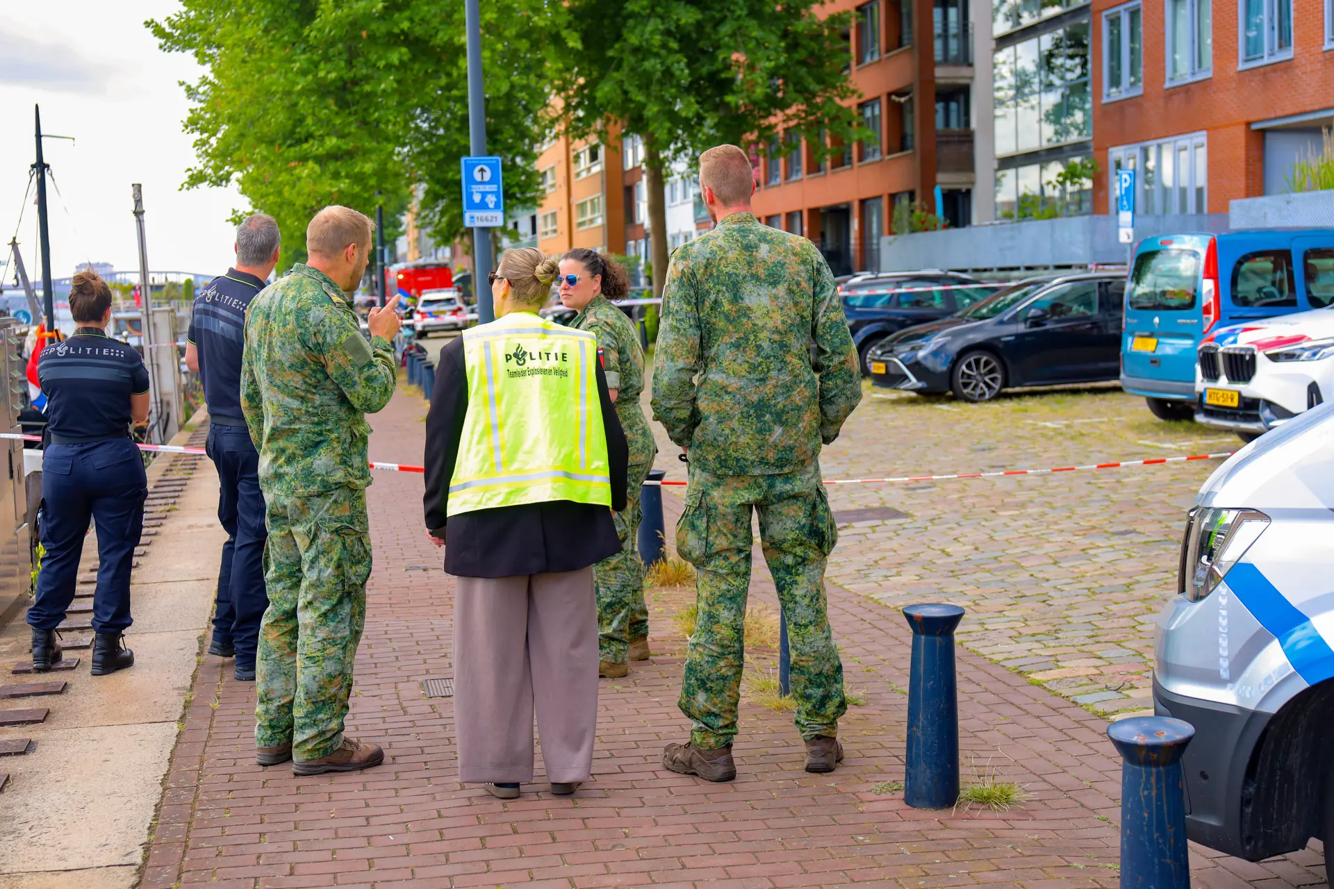 Verdacht pakket zorgt voor inzet Explosieven Opruimingsdienst in Amsterdam