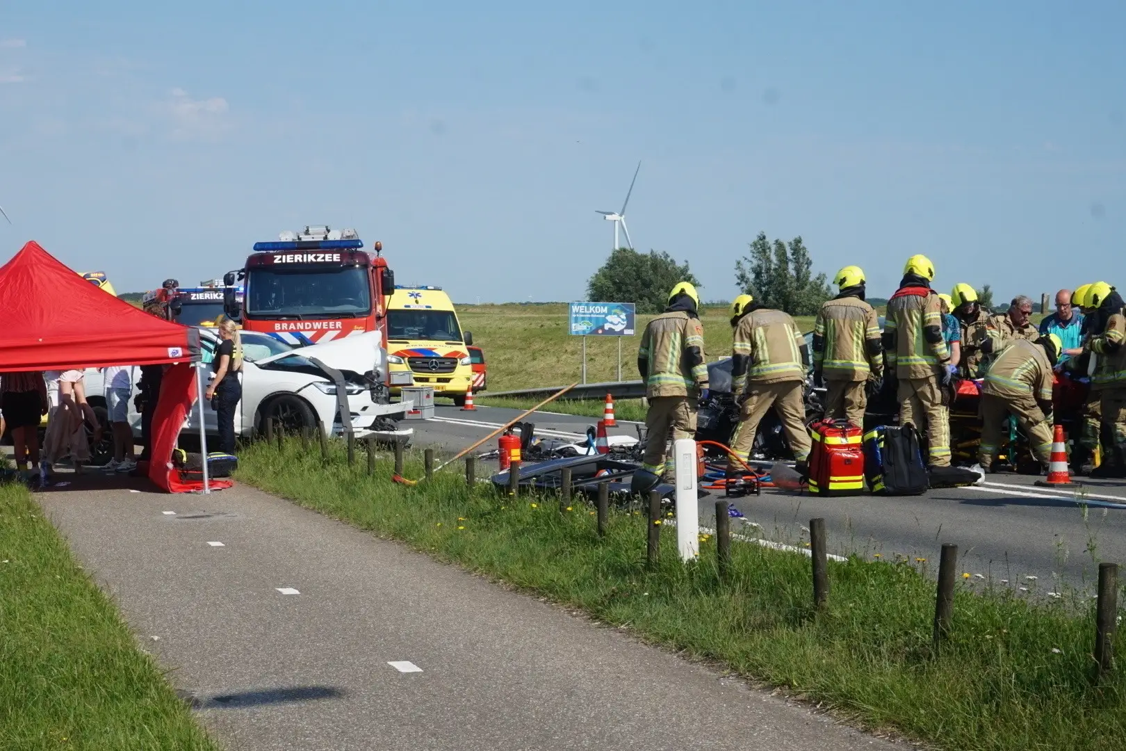 Meerdere gewonden, waaronder kinderen, bij frontale aanrijding in Zierikzee