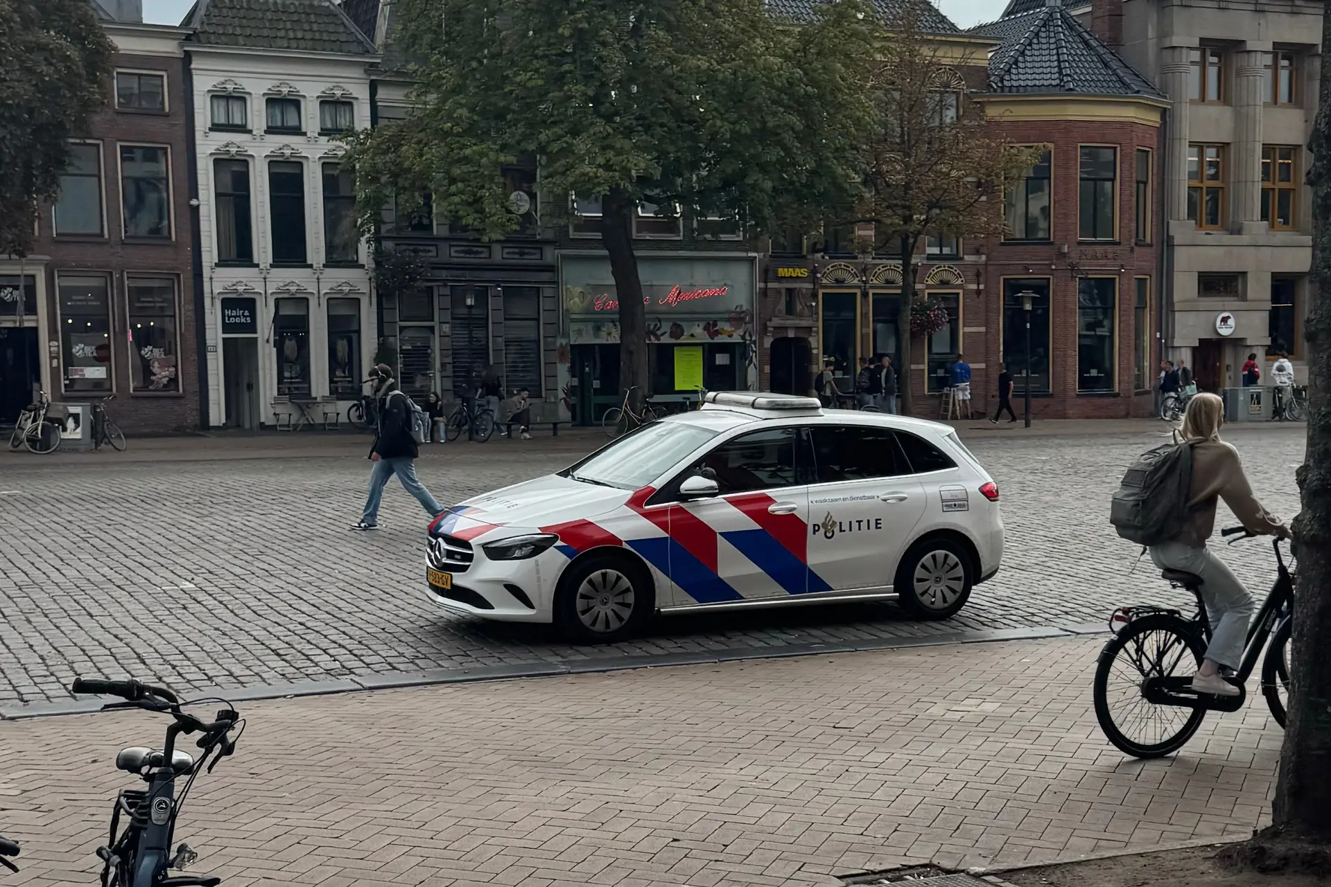 Scooterrijder zwaargewond na politieachtervolging in Groningen