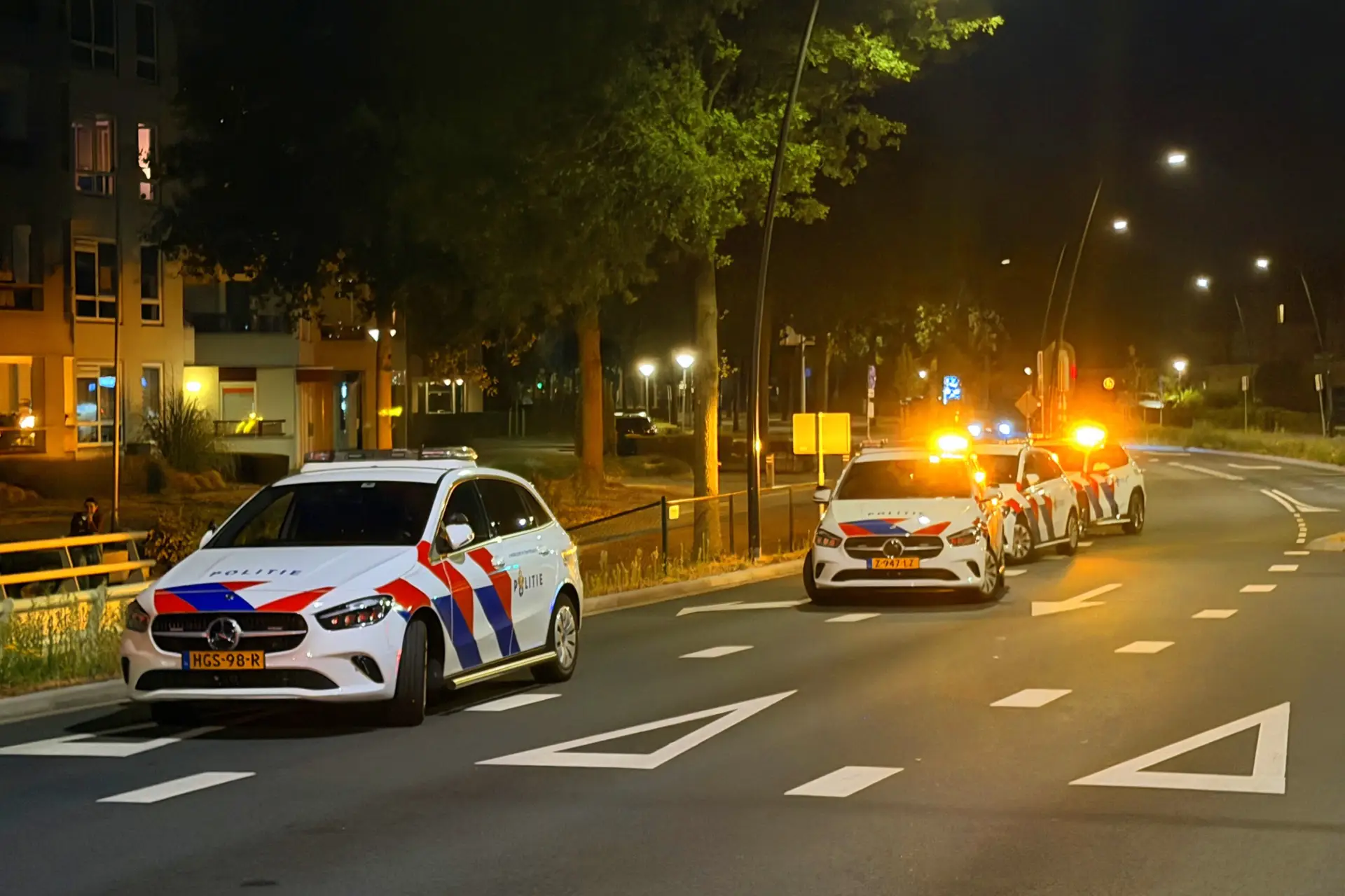 Neergeschoten agenten Overasselt waren pas kort klaar met politieopleiding