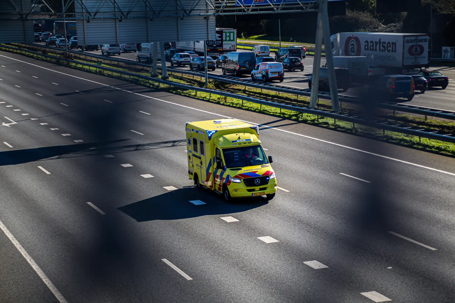 Man (33) uit Ridderkerk verdacht van veroorzaken dodelijk ongeval A16 bij Hendrik-Ido-Ambacht