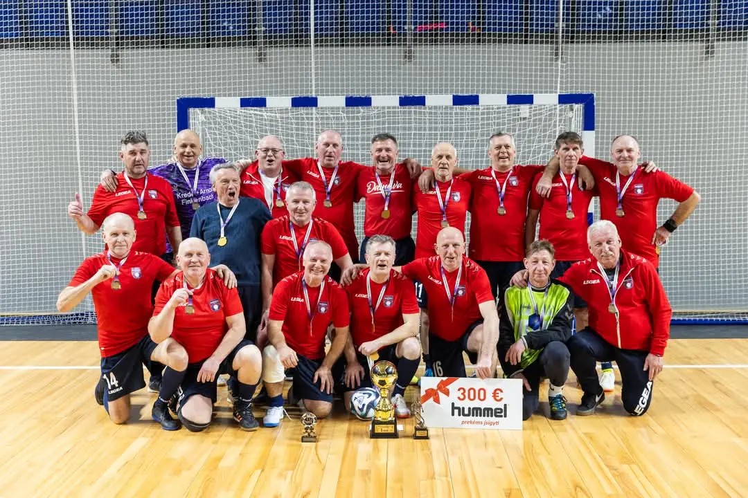 Alytaus futbolo senjorai – Lietuvos FUTSAL pirmenybių nugalėtojai!