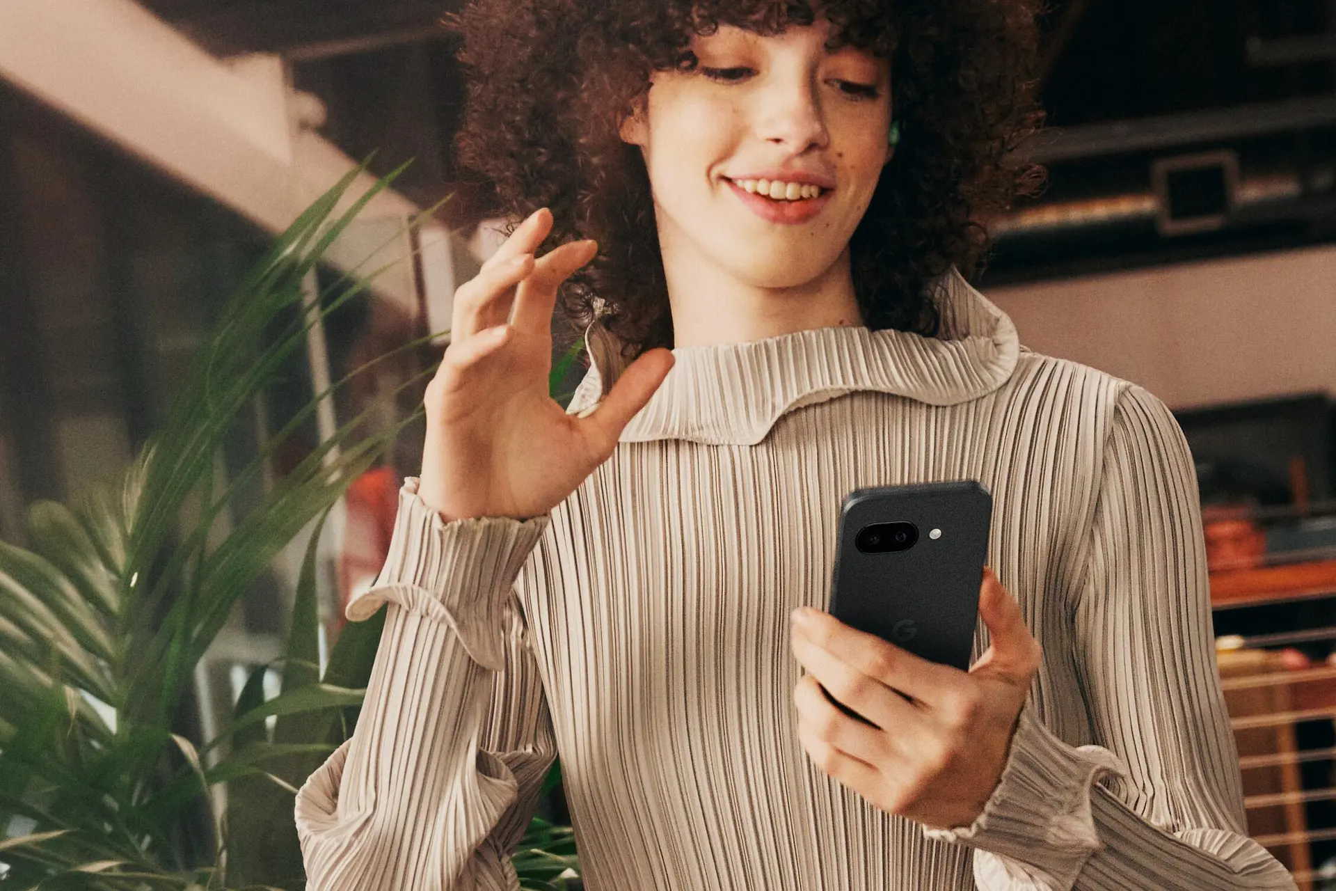 Sulaukėme: „Google“ telefonas „Pixel 9a“  pristatytas Lietuvoje