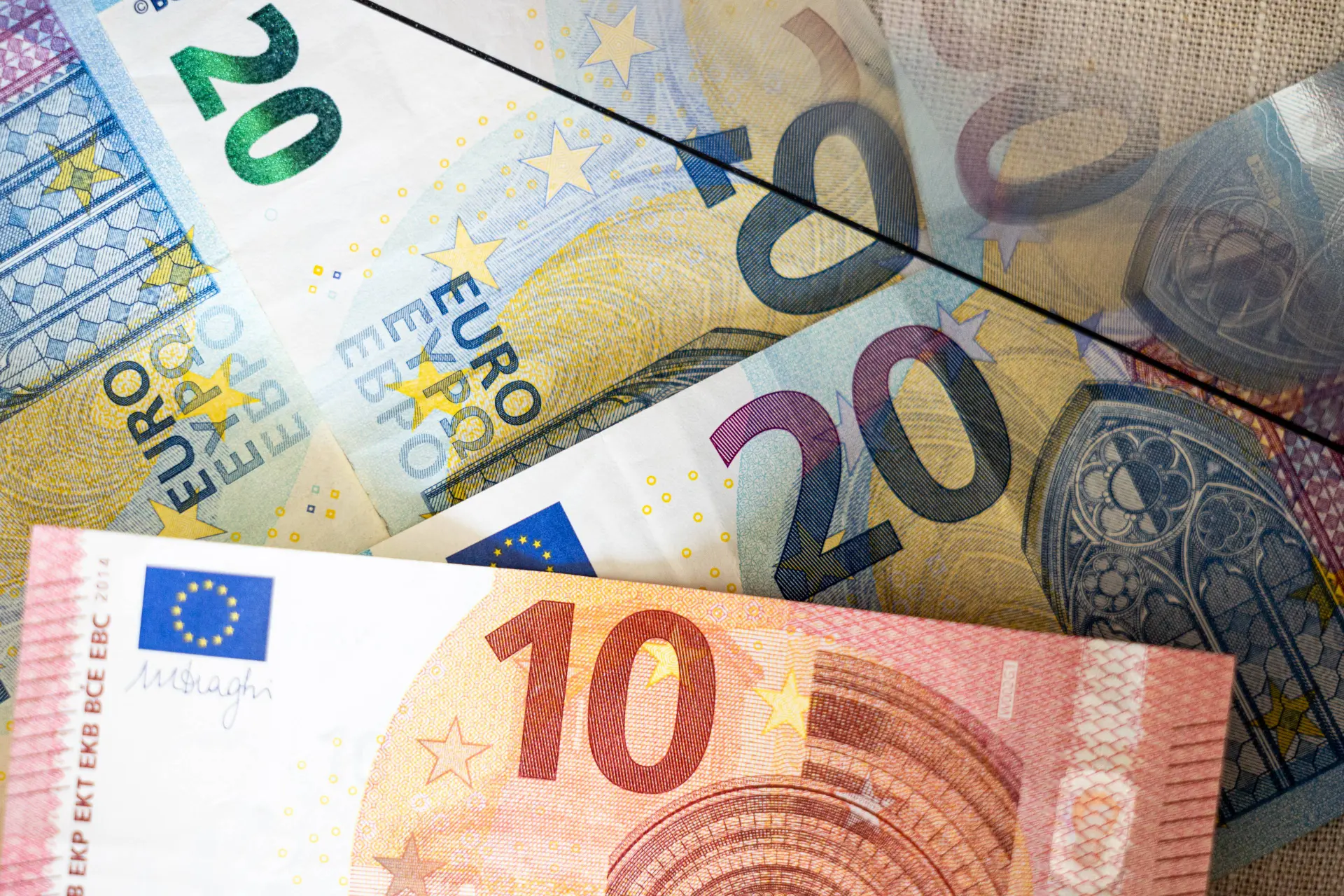 Finansų ministerija registravo mokesčių pertvarkos projektą: siūlo keturis GPM laiptelius