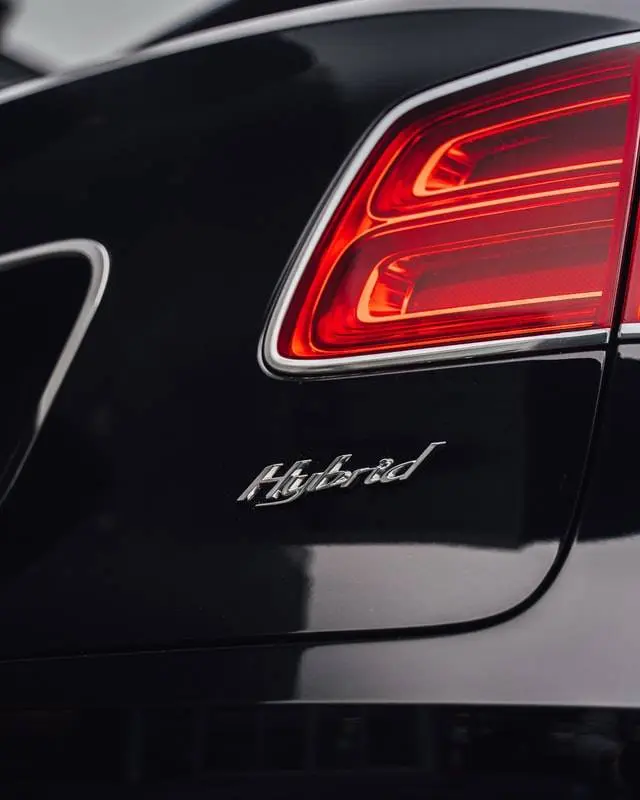 Hibridiniai automobiliai: ar verta rinktis 2025 metais?