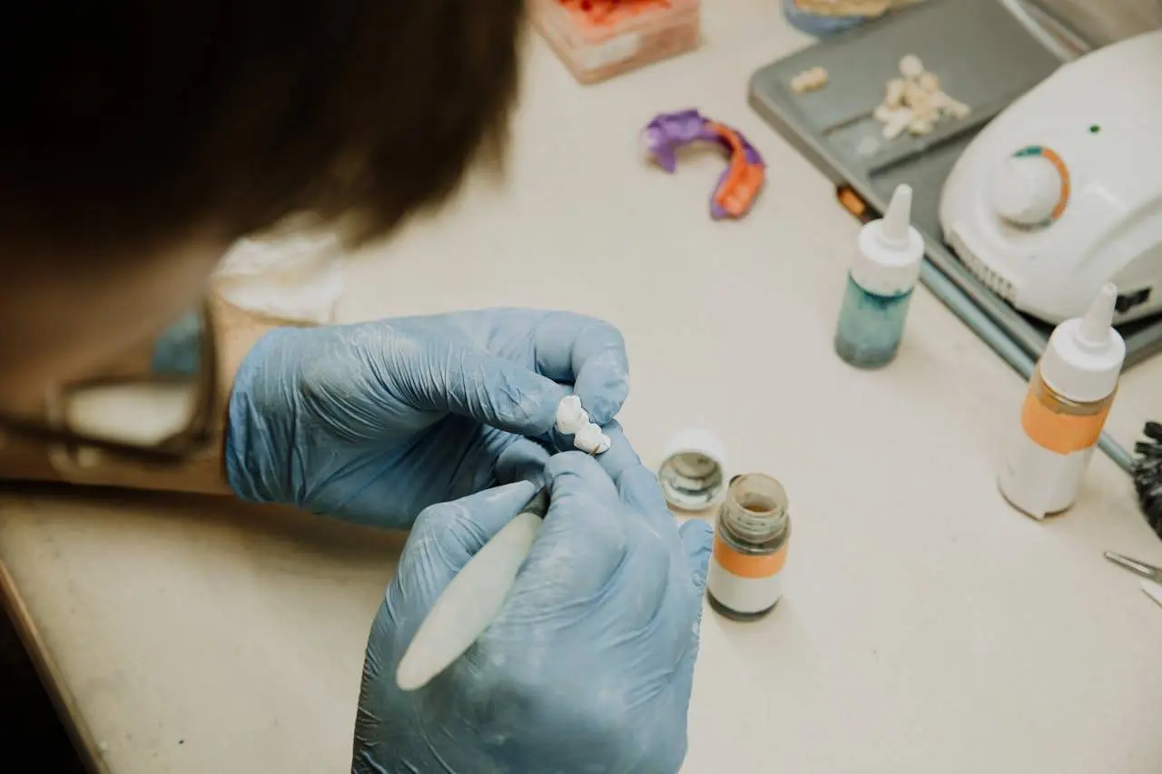 Visų dantų protezavimas ant keturių implantų – galimybė iš tikrųjų susigrąžinti dantis
