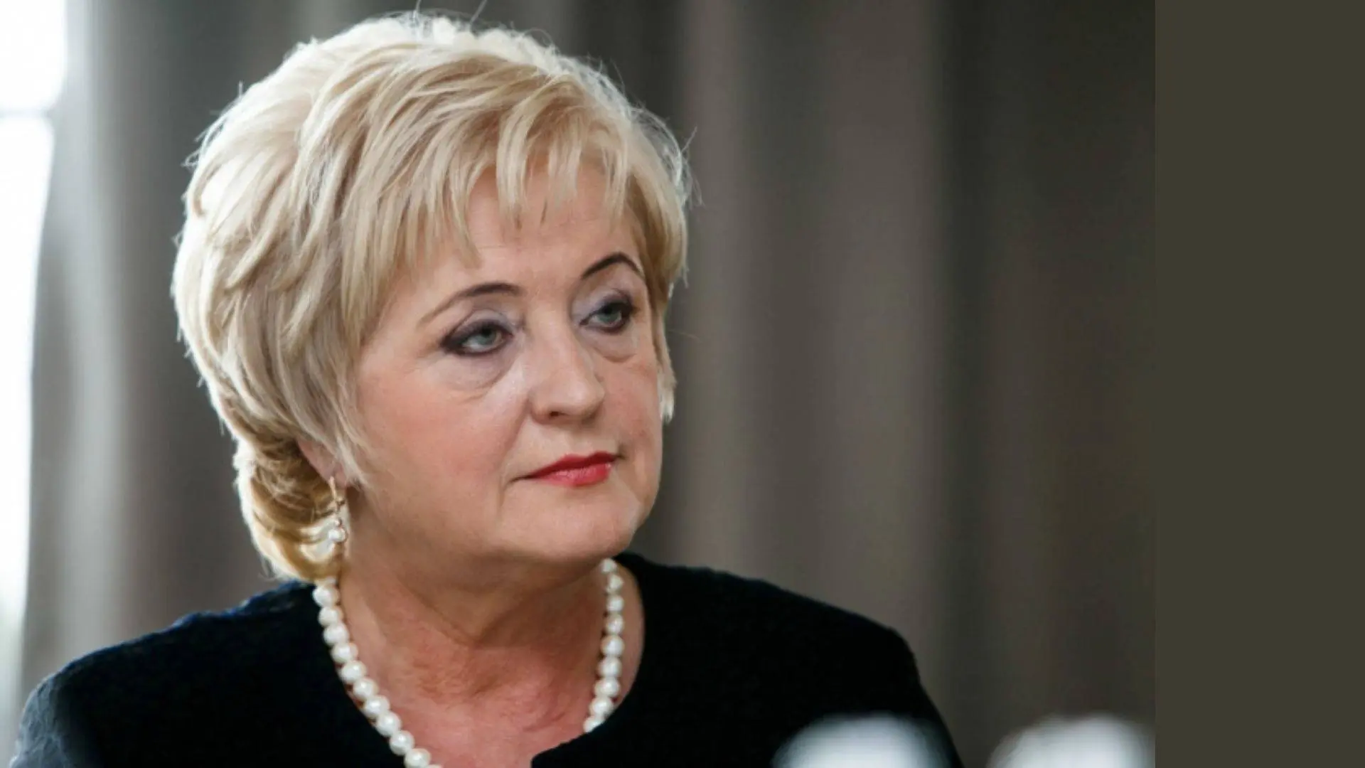 Teismas atidėjo Birštono merės „čekiukų“ bylos nagrinėjimą, prokuroras prašo atlyginti 677 eurus