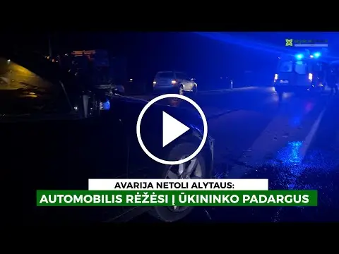 Avarija netoli Alytaus: automobilis rėžėsi į ūkininko padargus