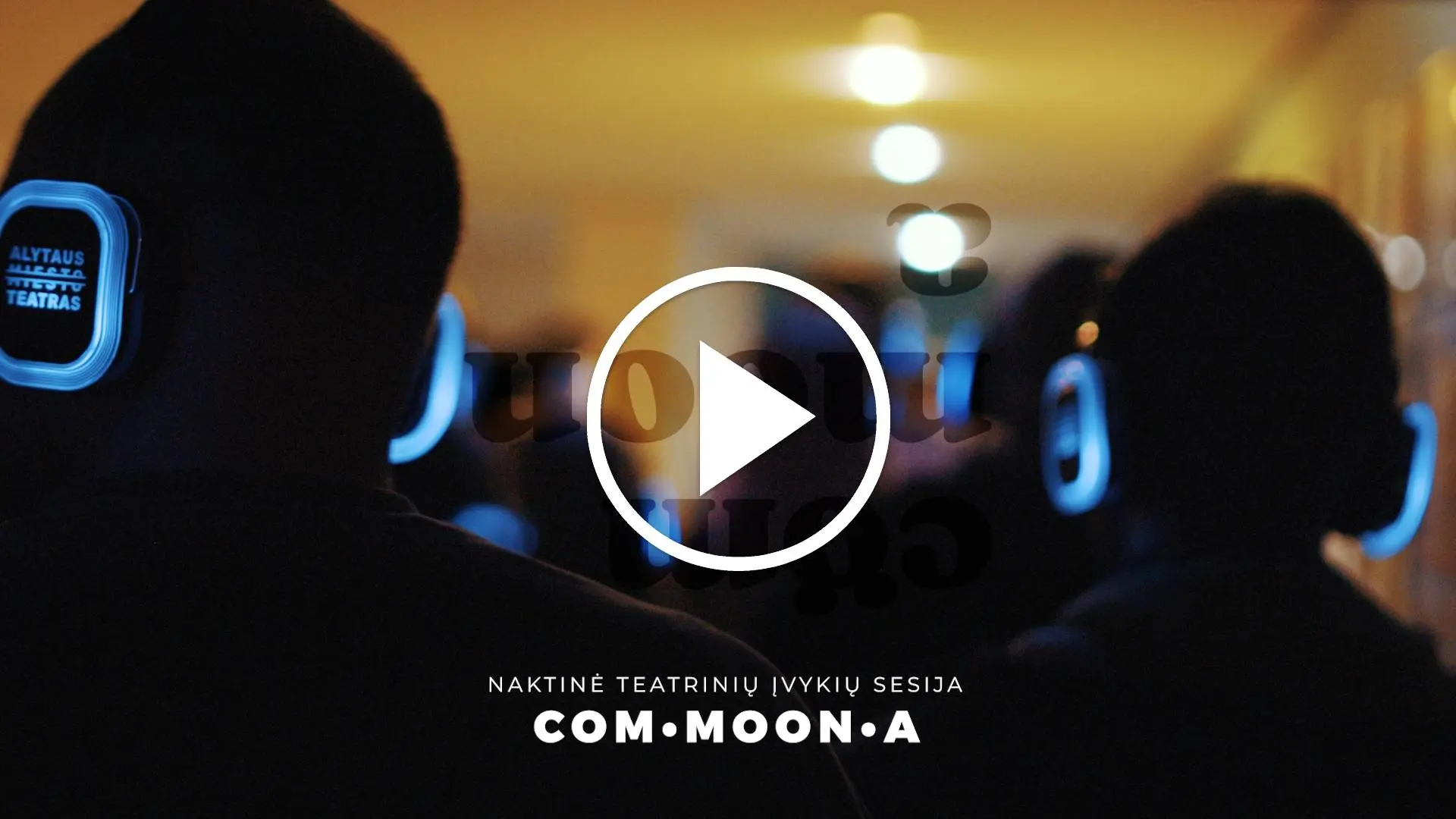 Com Moon A