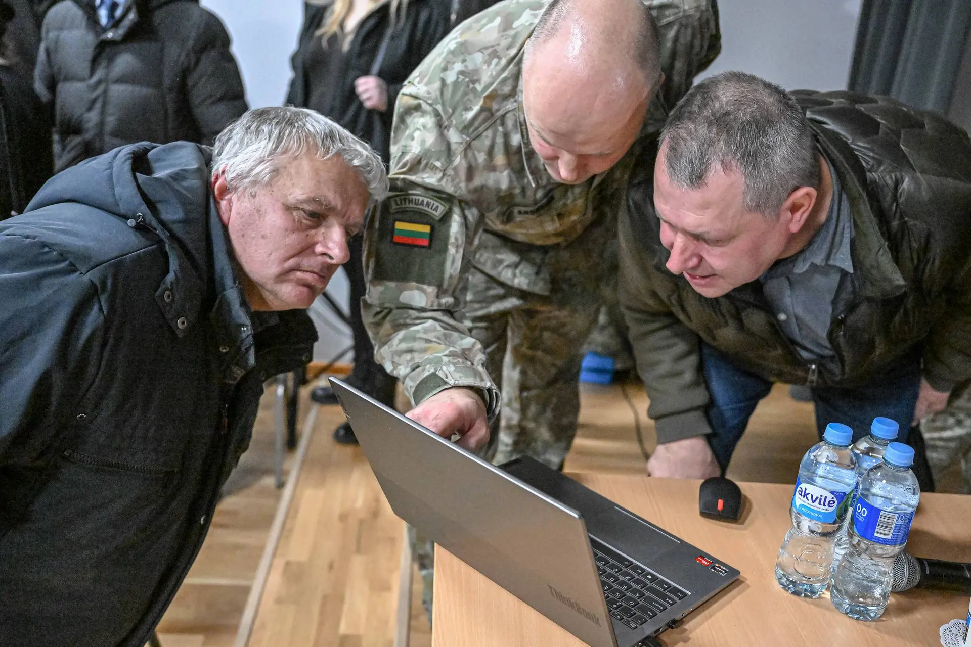 Prezidentas neatmeta galimybės susitikti su Kapčiamiesčio gyventojais, nerimaujančiais dėl poligono