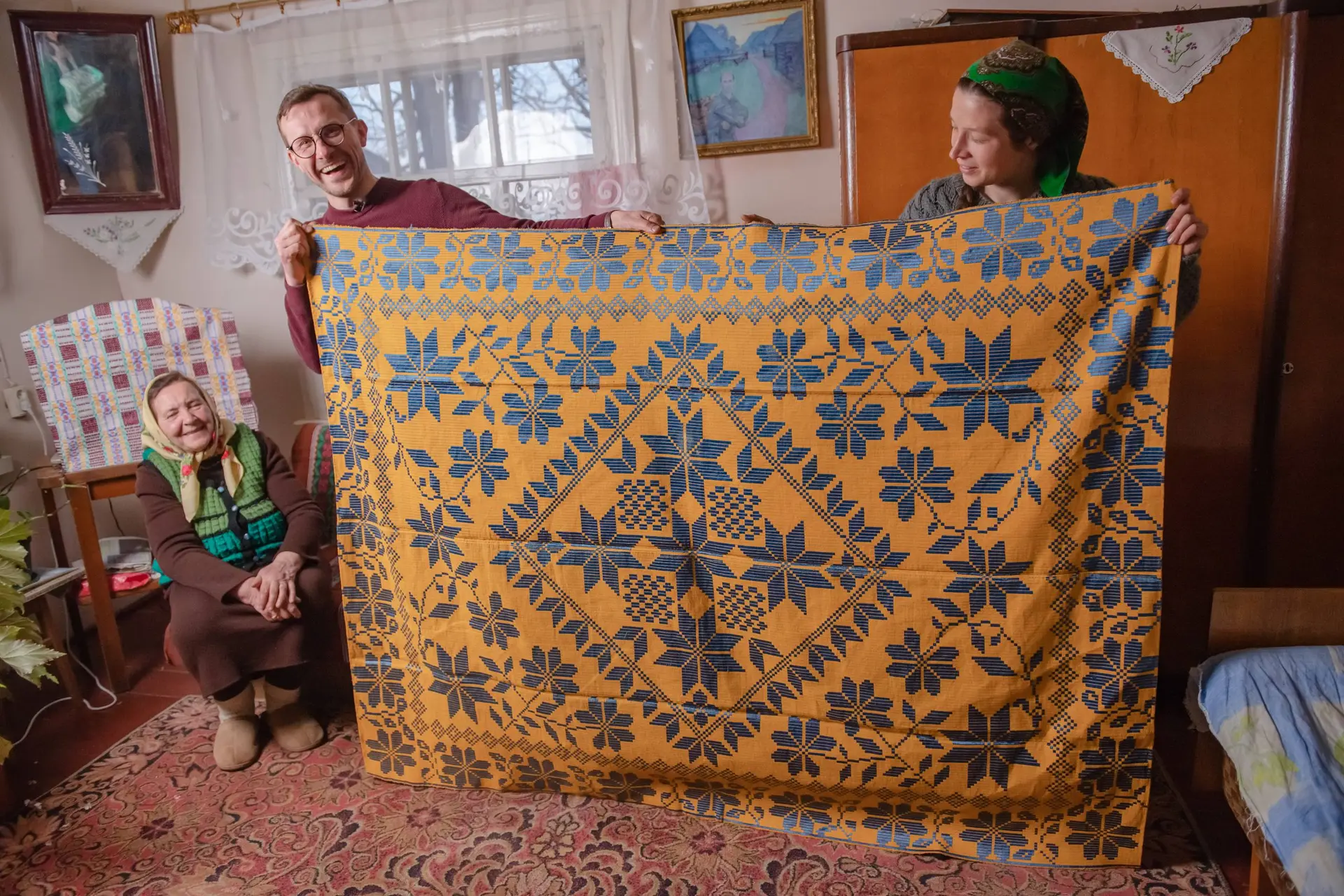 „Divonų sakmės“: Dzūkijos tekstilės tradicijos atgims per meną, dizainą ir šiuolaikines kūrybos formas