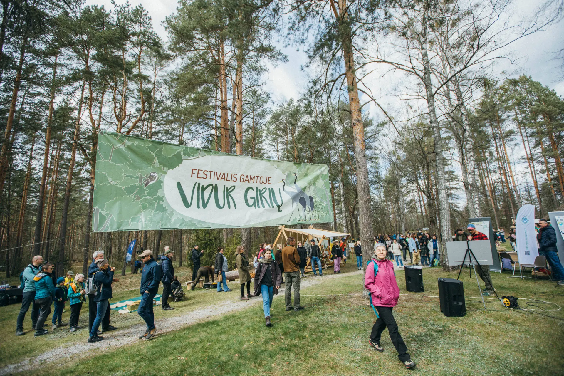 Šlapdriba neišgąsdino: Dzūkijoje – rekordinis „Vidur girių“ festivalis
