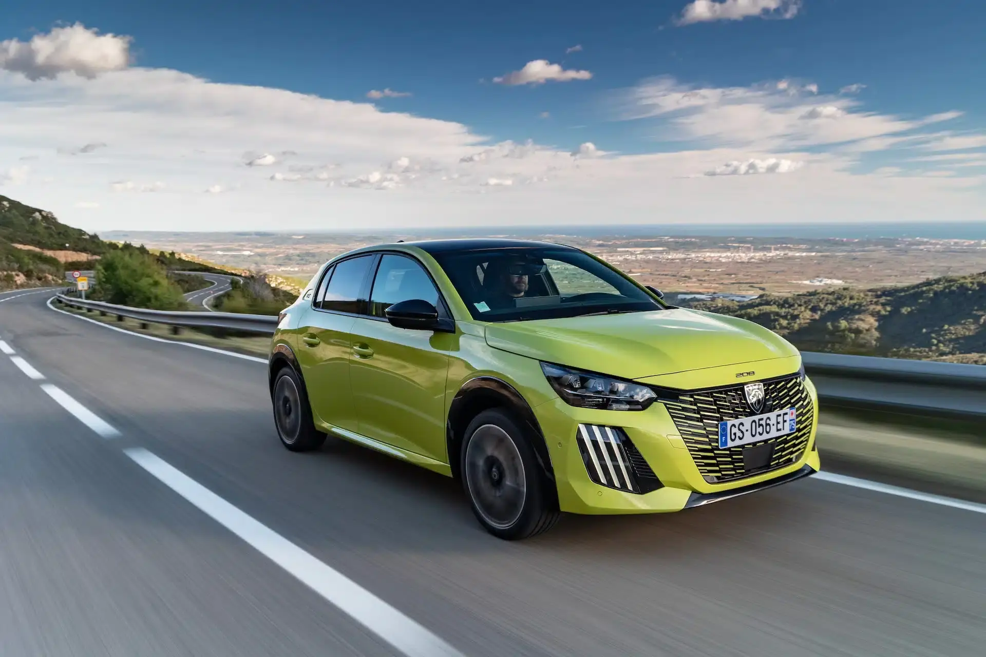 peugeot 208 hybrid 2024
