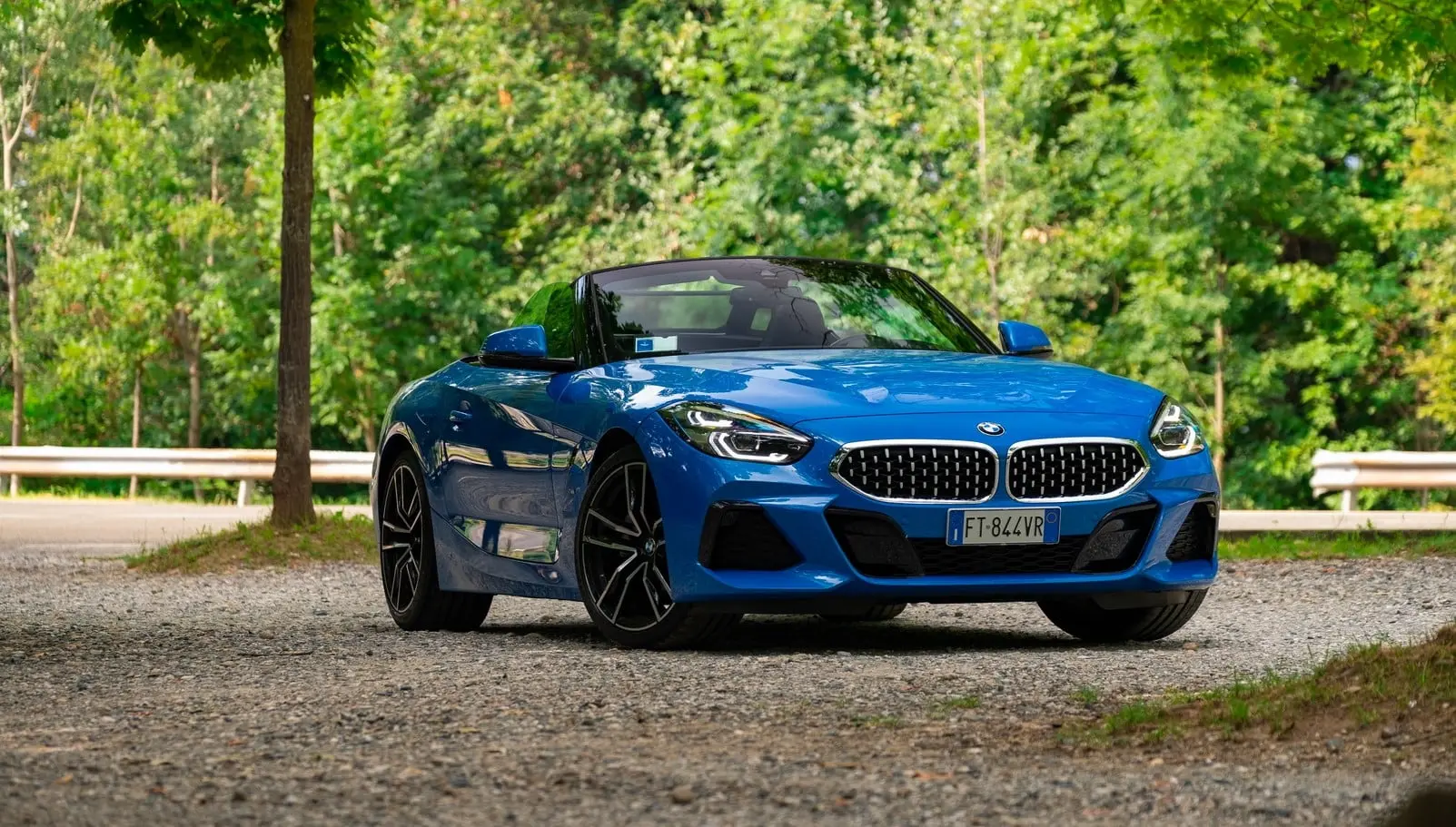bmw z4 20i misano blue 1