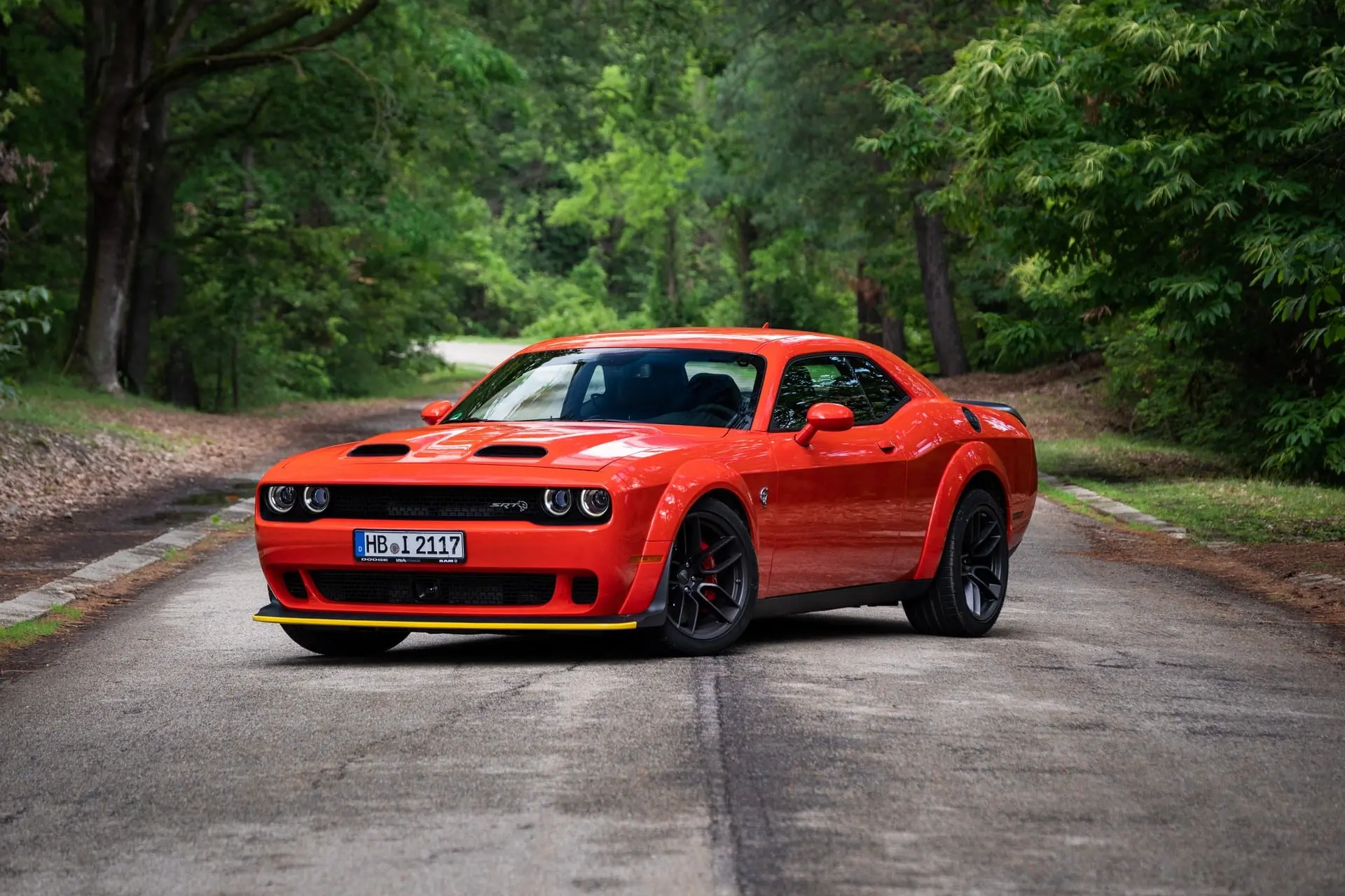 dodge challenger hellcat srt