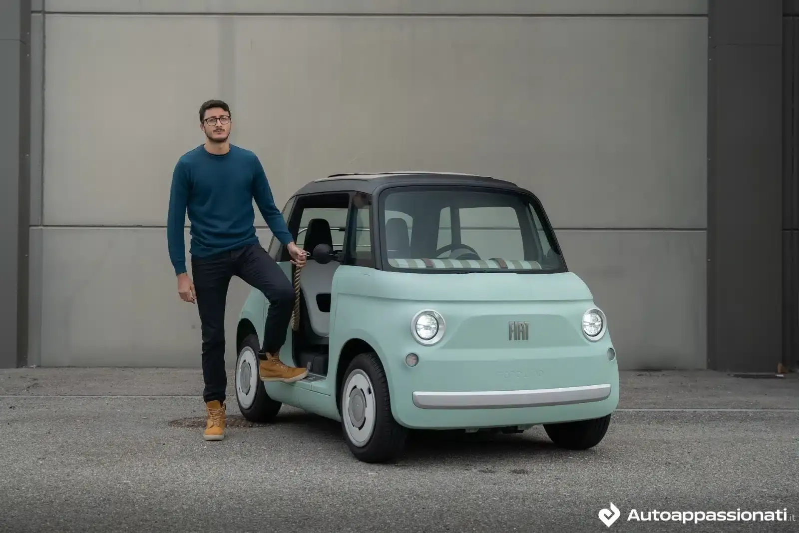 Prova su strada FIAT Topolino Dolcevita: la piccola dal fascino retrò con qualche compromesso