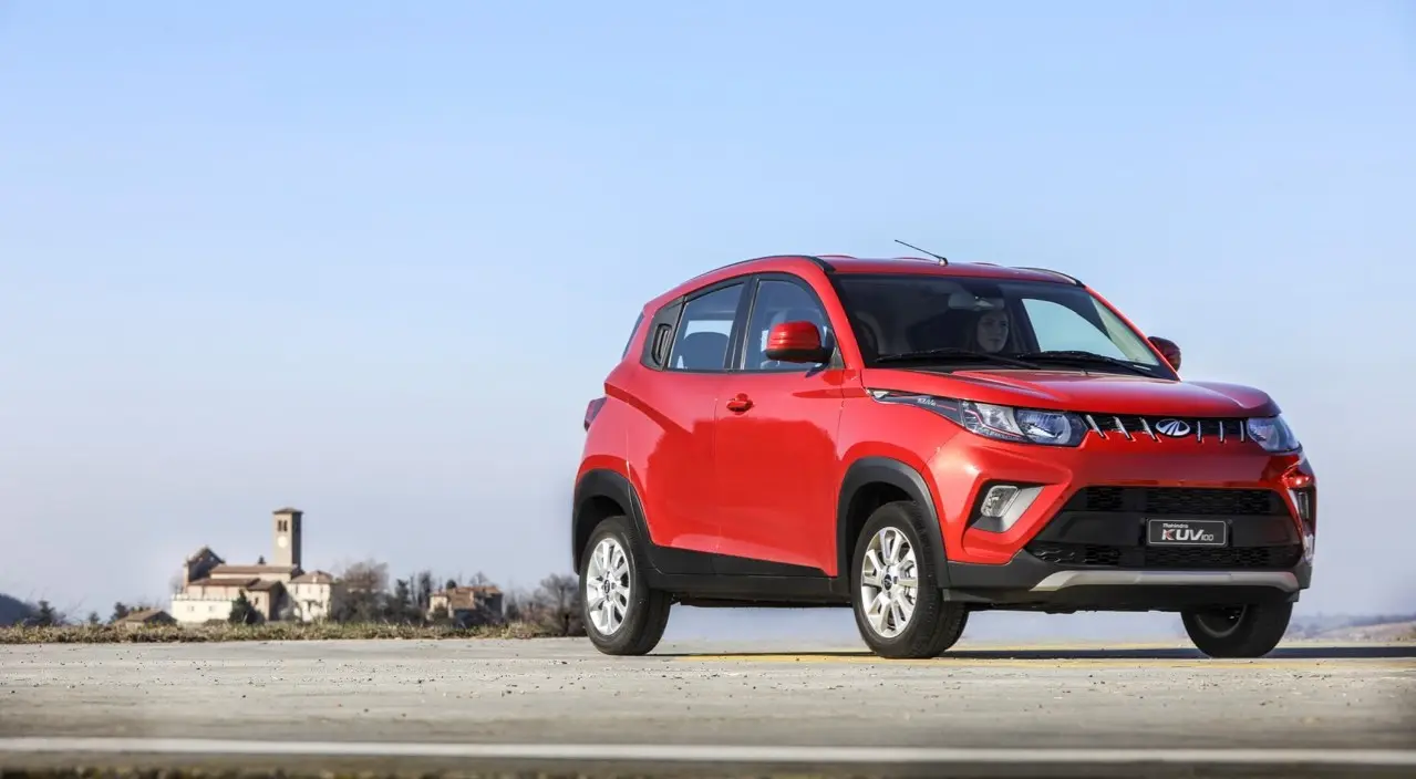 kuv100 amb lr 42