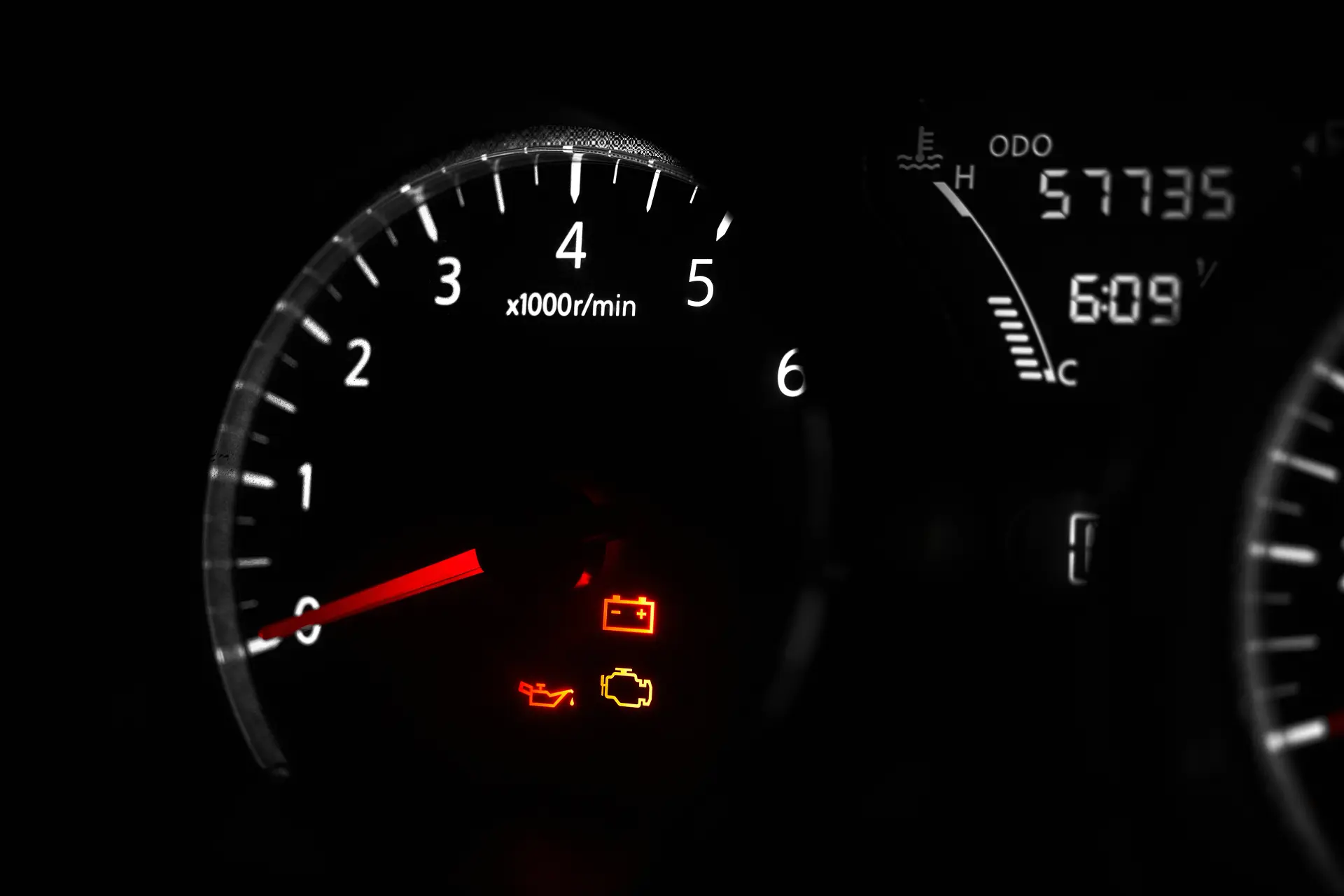 le spie errori piu comuni che si accendono nelle auto2