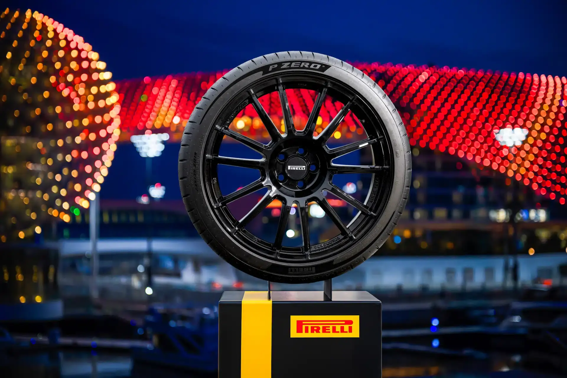 pirelli p zero 1 lr