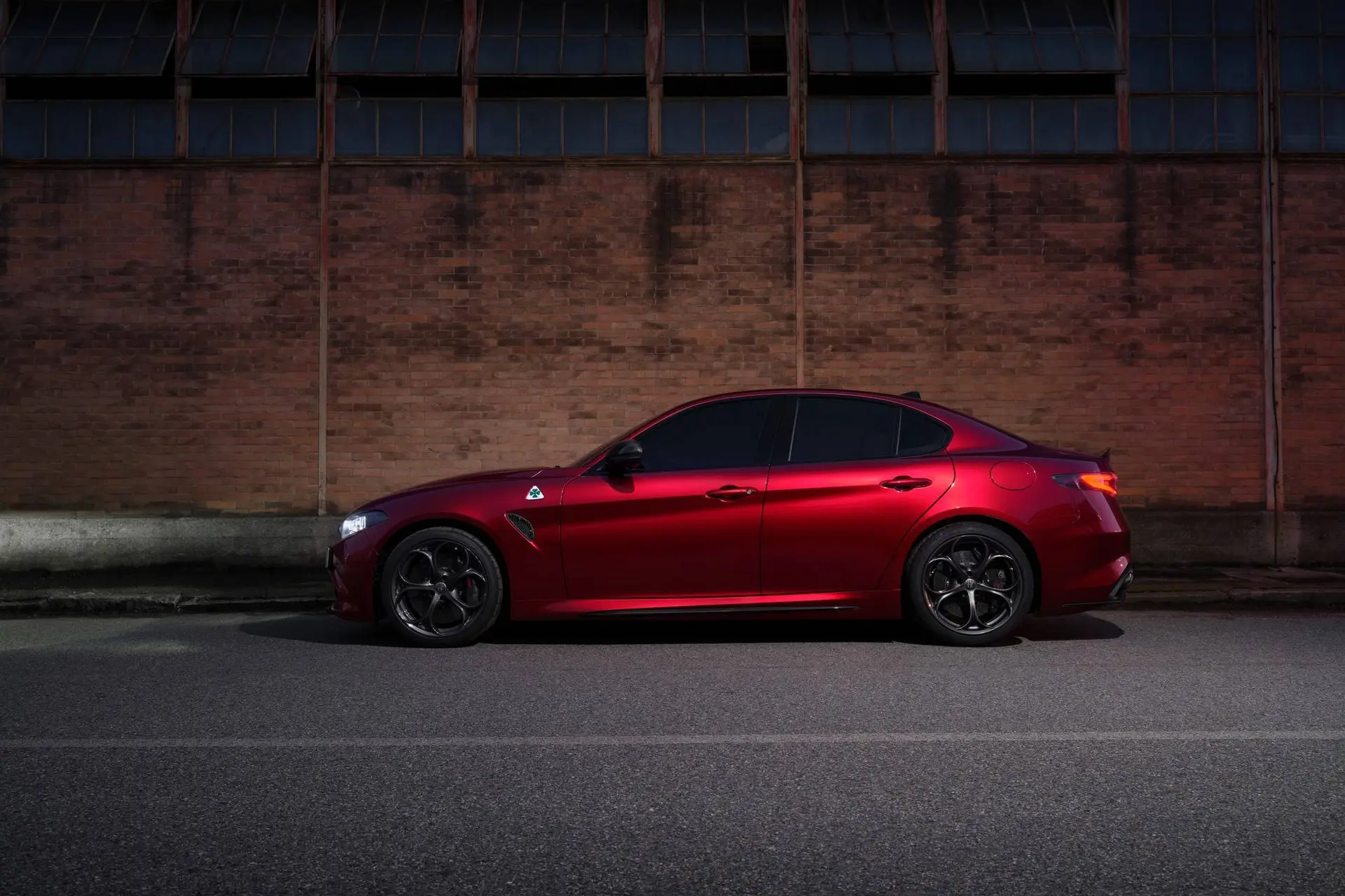 Un esemplare di Alfa Romeo Giulia Quadrifoglio Collezione prodotto a Cassino