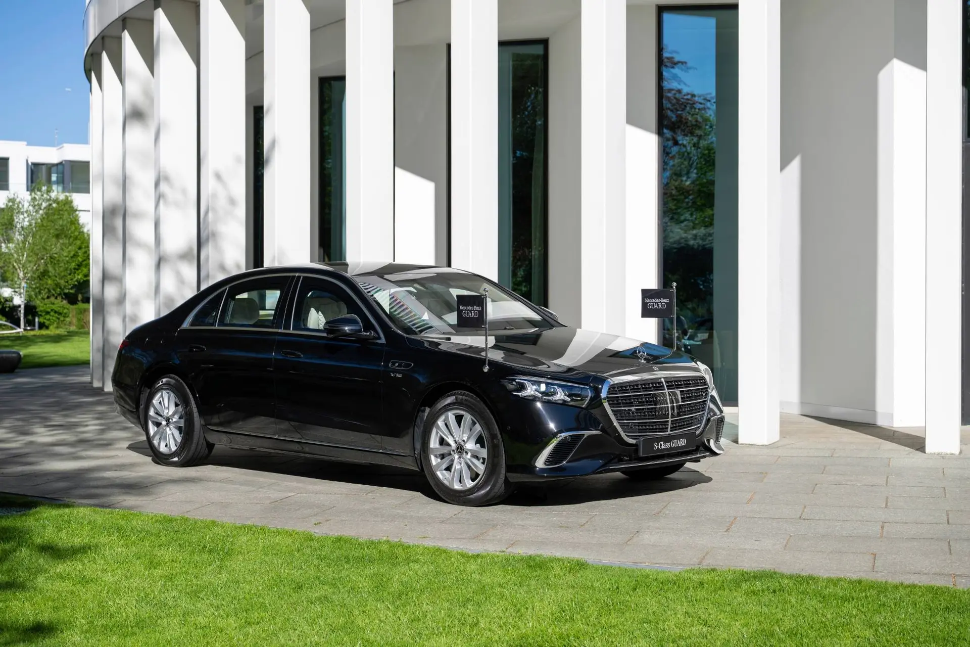 Mercedes-Benz Classe S GUARD anteriore