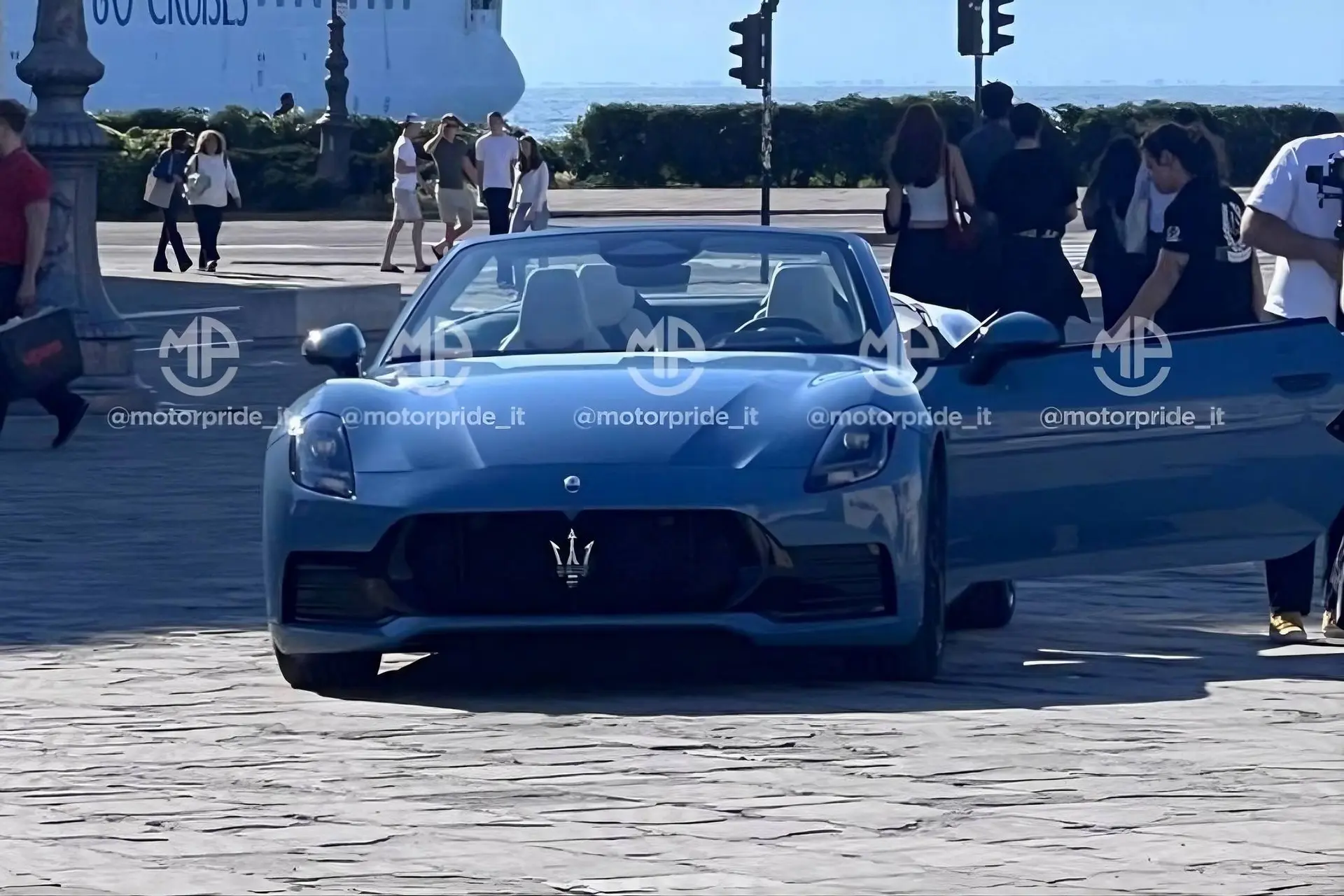 maserati granturismo 2027 a Trieste durante uno shooting